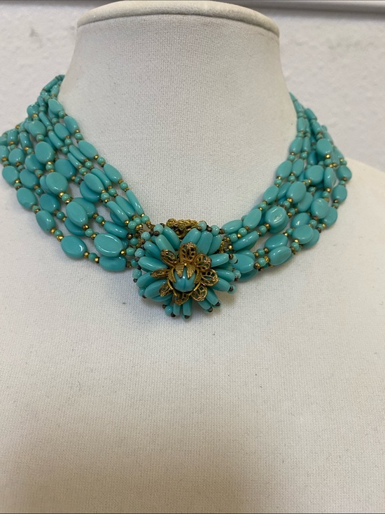 Miriam Haskell Jewelry - Miriam Haskell signed Turquoise glass bead necklace mint condition